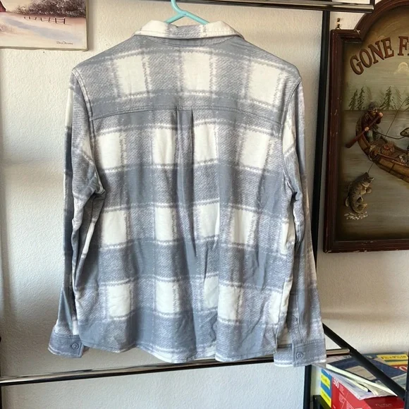 32 Degrees Never Worn Flannel - Picture 4 of 8